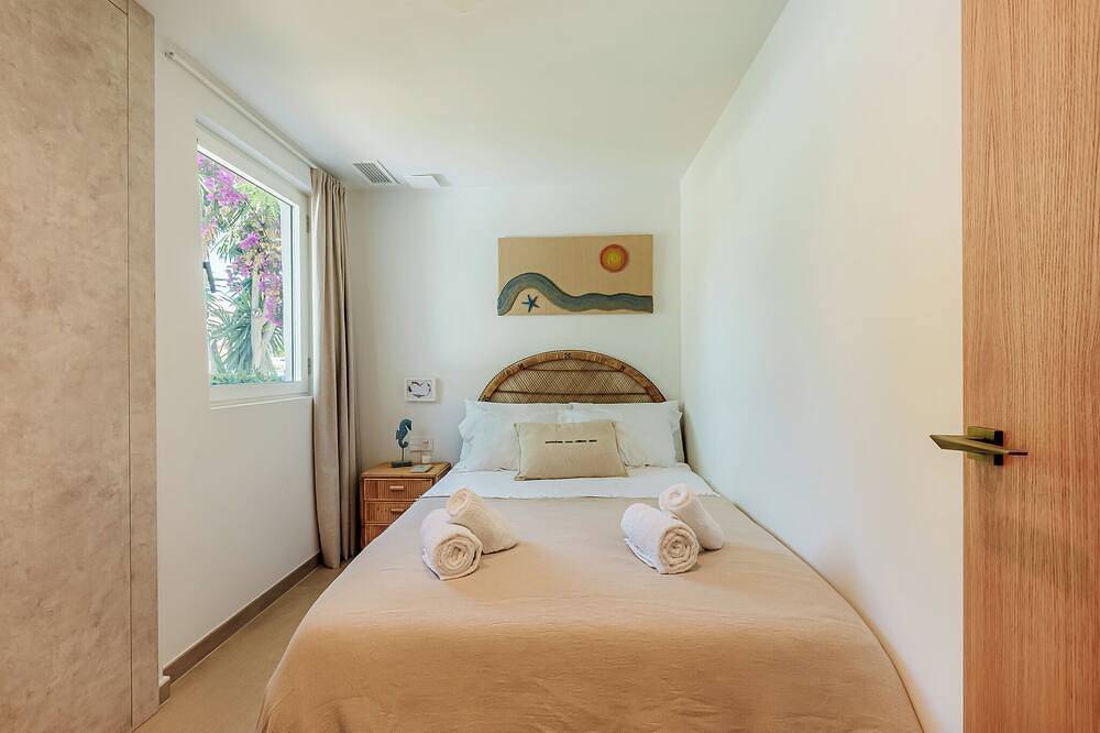 Apartamento entero, \"Apartamento de playa: Serenidad a Orillas del Mar - Ideal para Famillias\" in Sun Park (Estepona), Estepona