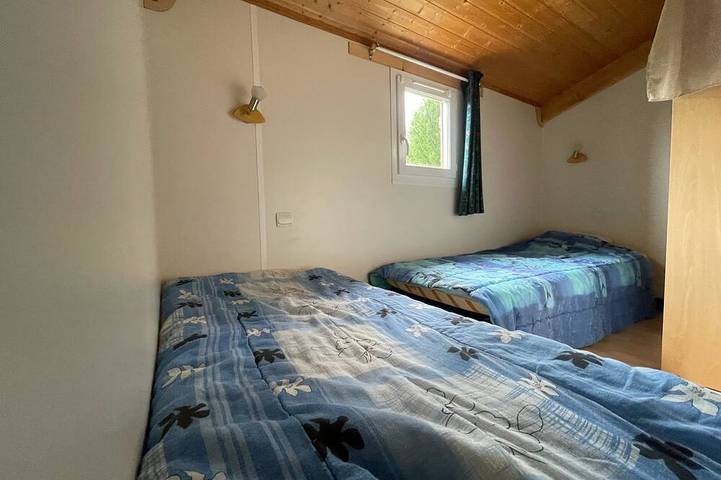 Gîte pour 6 personnes, avec Piscine à Chazemais - 3
