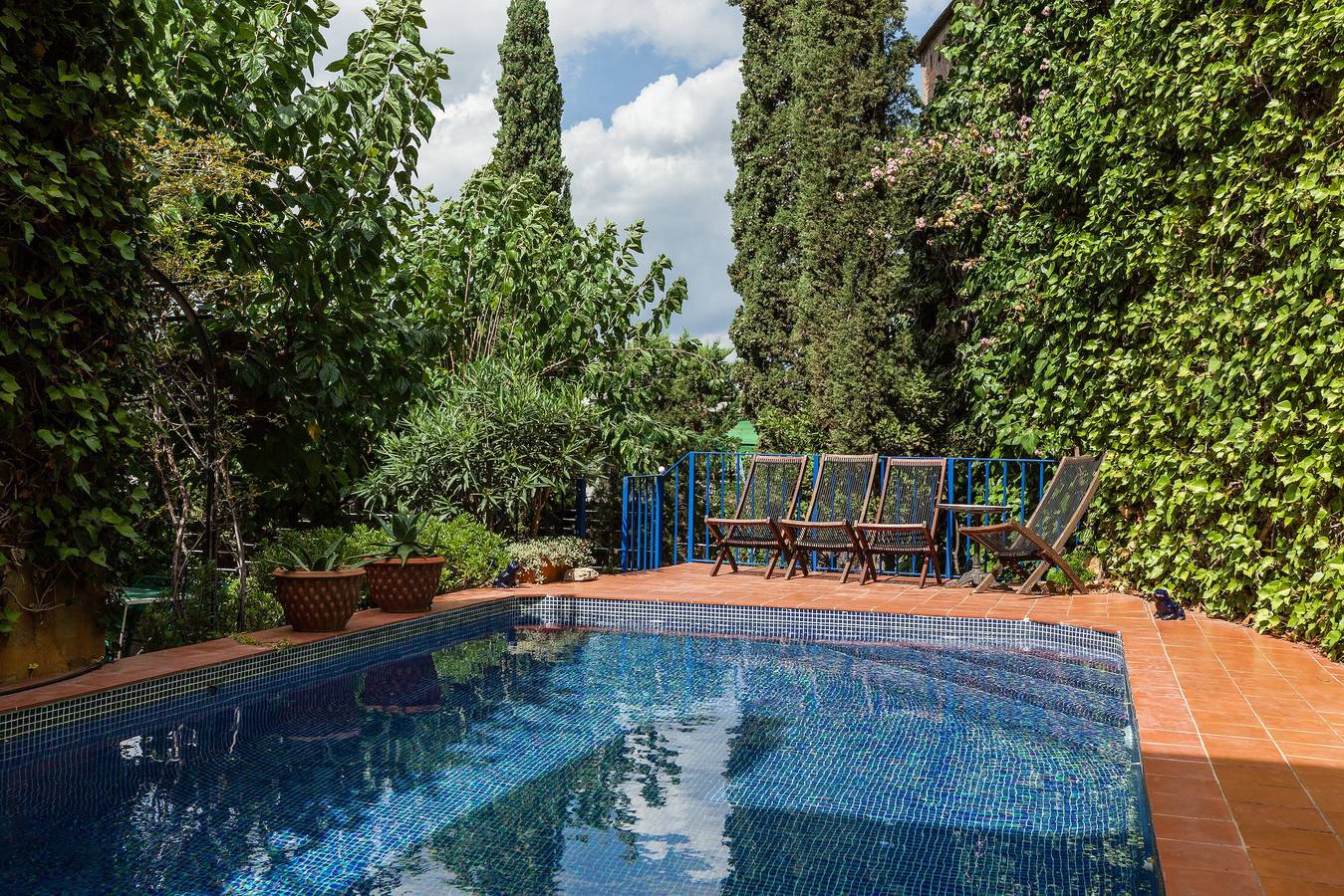 Casa vacacional 'Can Sebrià' con vistas a la montaña, piscina y Wi-Fi in Gelida, Interior de Barcelona