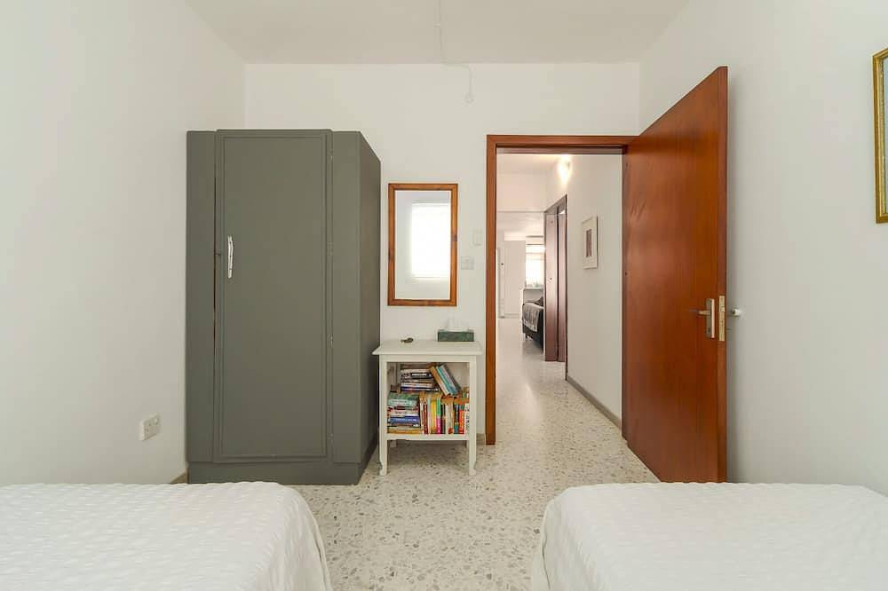 Ganze Wohnung, Stunning getaway 1 min from the beach at Zonqor area in Marsaskala, Insel Malta