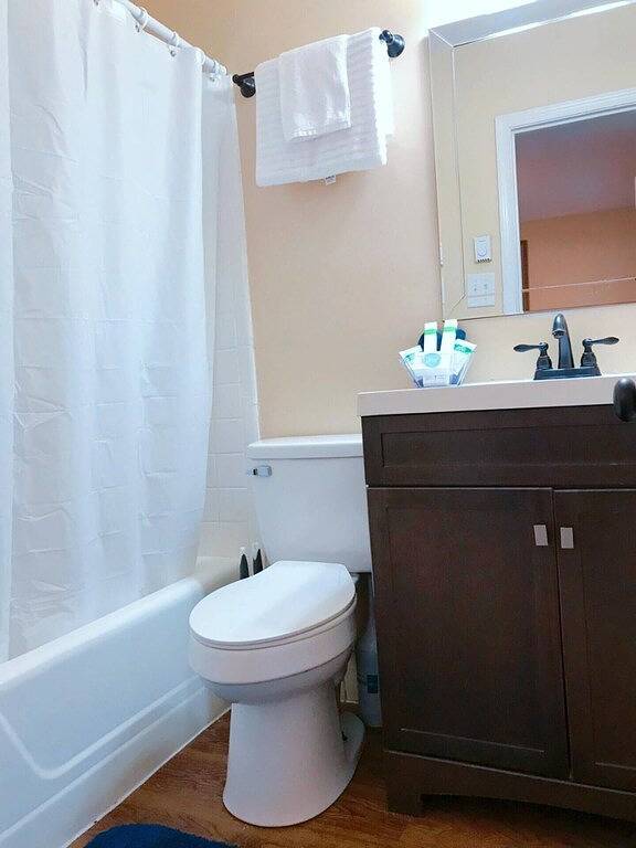 Ganze Wohnung, Beautiful apartment in Historical Downtown Location. in Greensboro, Guilford County