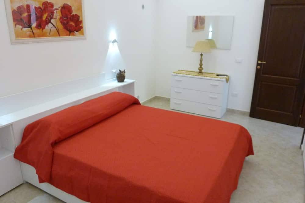 Ferienhaus in der Nähe von Lecce - Salento mit sternförmigen Elementen in Lizzanello, Lecce Provinz