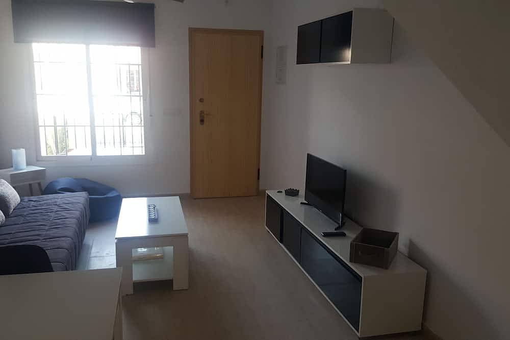Roze huis met zwembad en wifi in San Juan de los Terreros, Pulpí