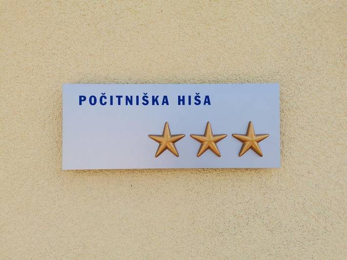 Location de vacances pour 4 personnes, avec vue ainsi que balcon et vue sur le lac dans Ormož - 3