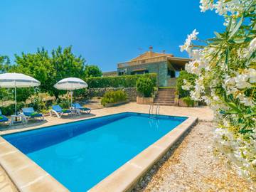 Villa in Selva, Mallorca Inselmitte für 6 
