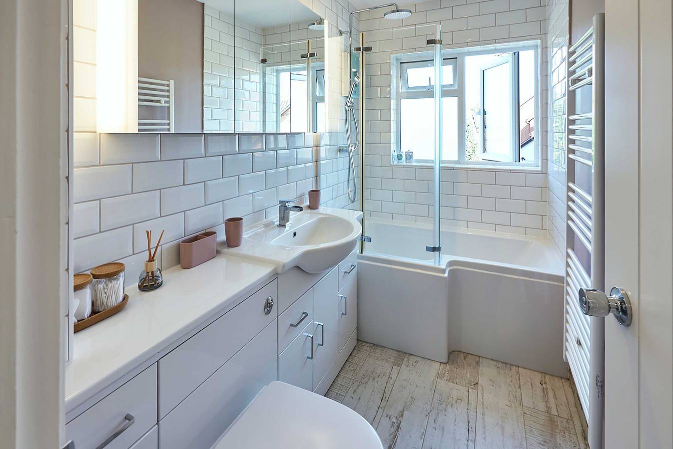 Host & Stay | Knights Manor Way in Dartford, Kent