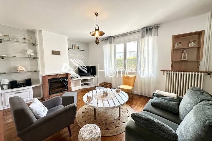 Location de vacances pour 6 personnes, avec Terrasse et Jardin dans Plage de Port Blanc-Kerroch