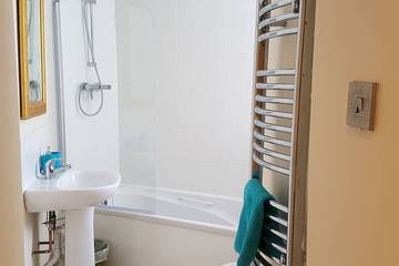 Apartment for 5 People in Torquay, Torbay, Photo 4