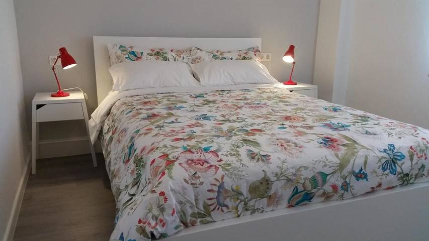 Apartamento de vacaciones para 5 personas, con vistas y terraza - 1