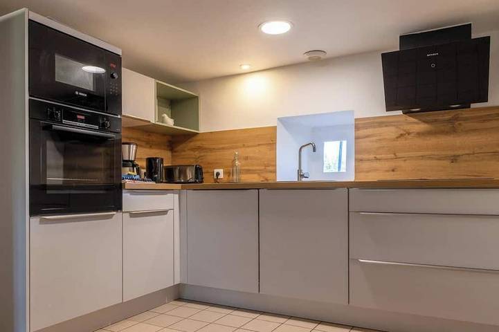 Gîte pour 10 personnes, avec jardin à Saint-Julien-la-Geneste - 2