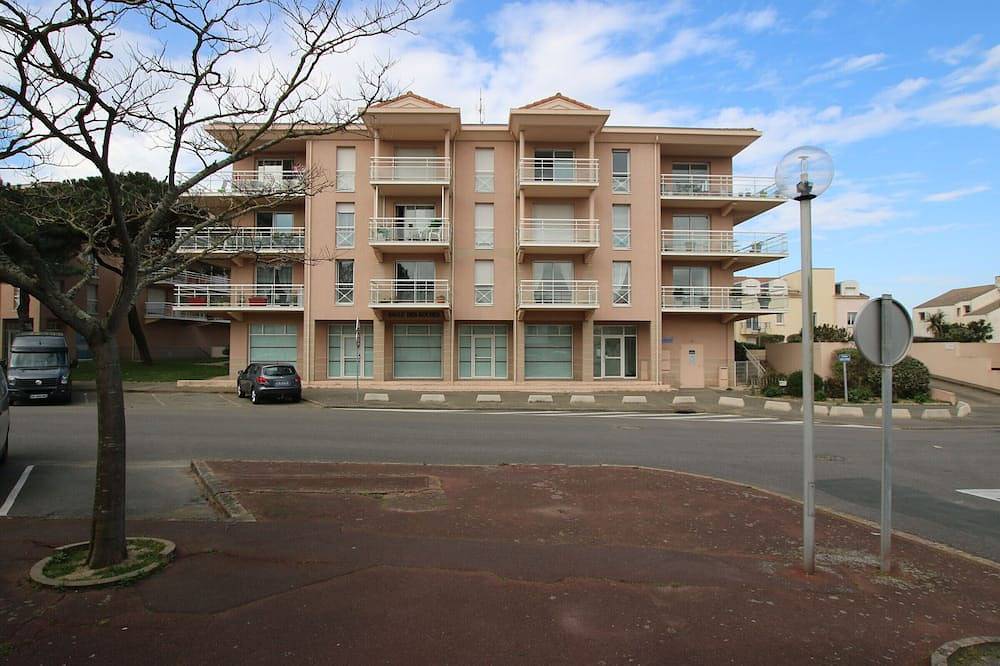 Appartement entier, Appartement cosy pour 2, à 5 min de la plage, parking sécurisé in Saint-Brevin-les-Pins, Côte de Jade