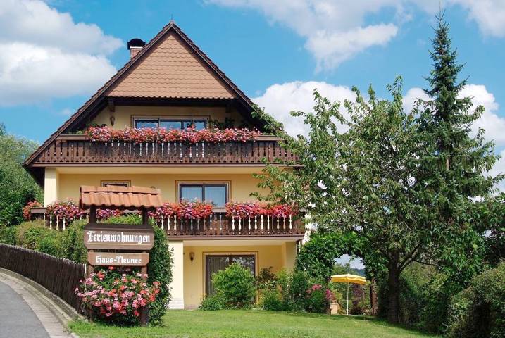Ferienhaus für 3 Personen, mit Terrasse und Garten sowie Ausblick