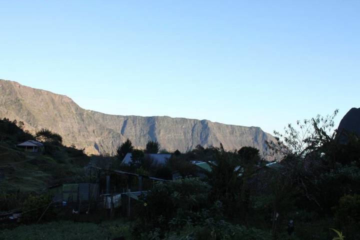 Location de vacances pour 6 personnes, avec jardin et vue à Bras-Panon - 4