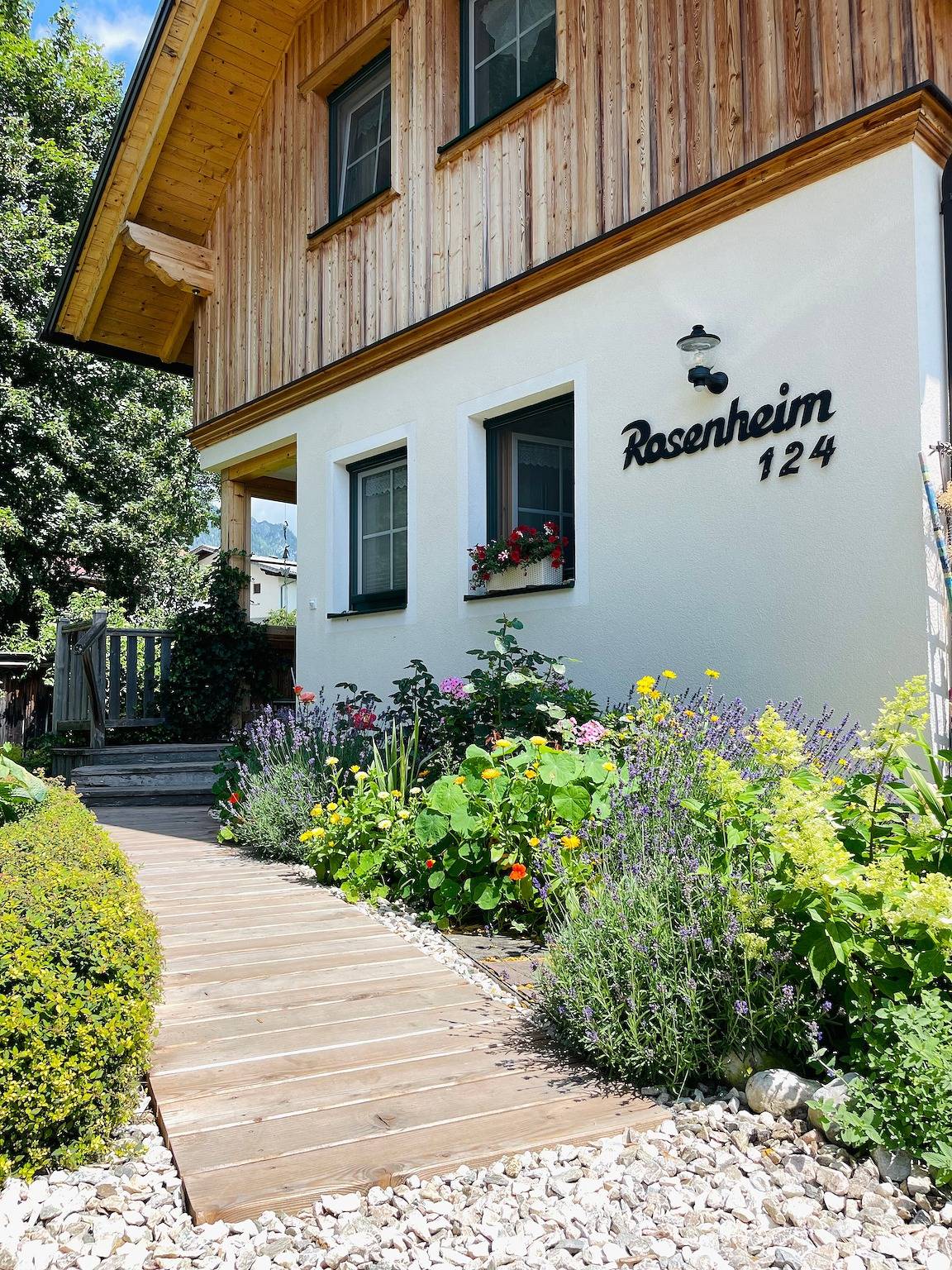 Appartement entier, Appartement "Haus Rosenheim" avec vue sur les montagnes, balcon et Wi-Fi in Ramsau am Dachstein, Schladming-Dachstein