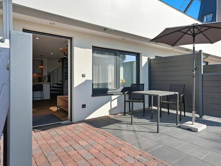 Ferienhaus für 3 Personen, mit Balkon und Terrasse in Carolinensiel