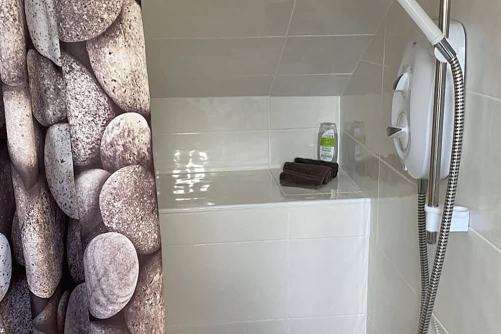 Tigh Beag Mhor Beautiful  Renovated semi detached bungalow in Aviemore. in Aviemore, Highlands
