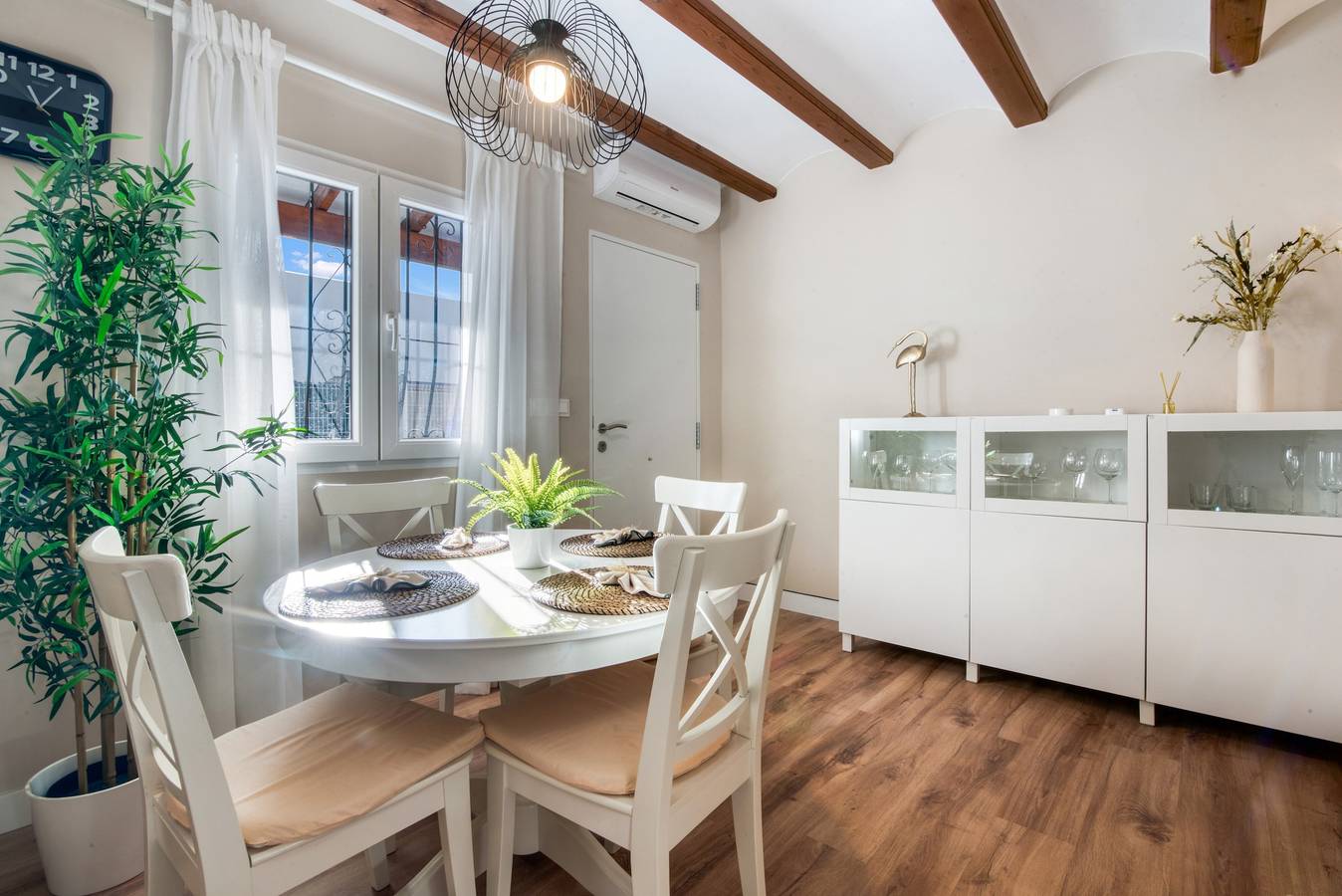 Ferienhaus 'Casa Claudia' mit Gemeinschaftspool, Wi-Fi und Klimaanlage in Almadrava, Costa Blanca