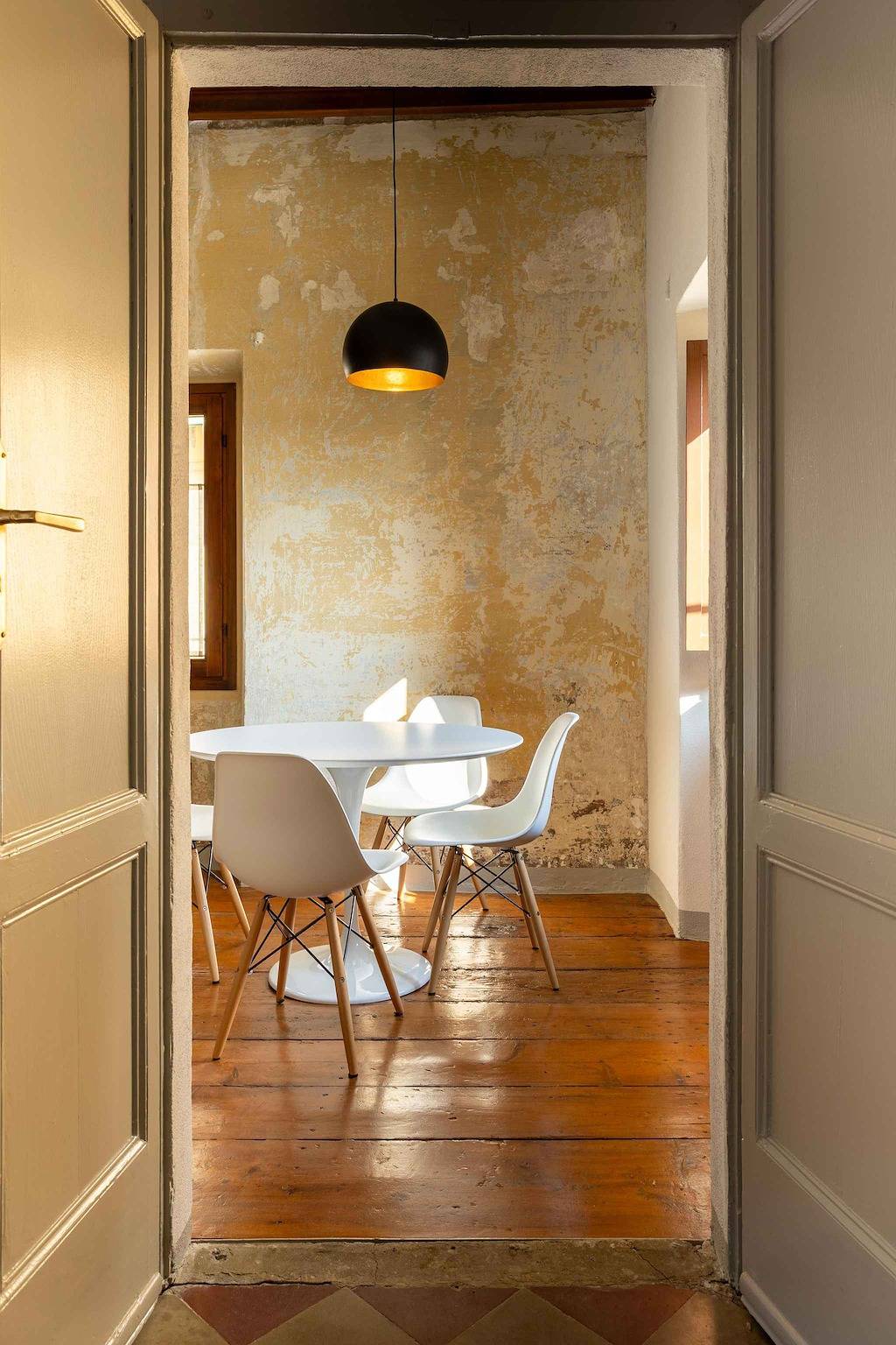 Ganze Ferienwohnung, Ferienwohnung mit Klimaanlage und Balkon in Meina, Comune di Meina