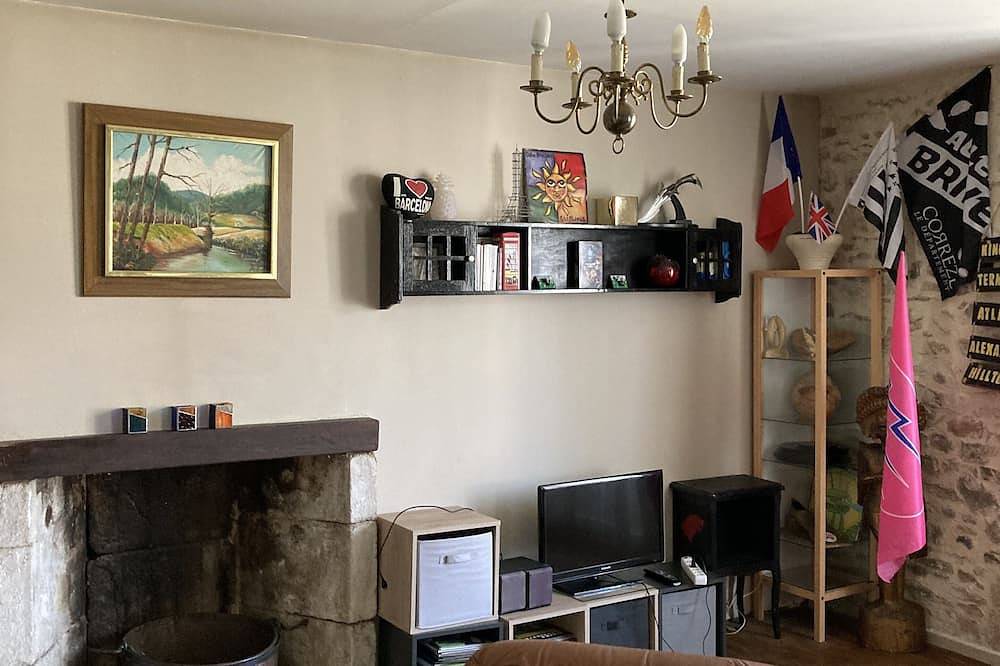Apartamento entero, Spacious and bright apartment in Argentat-sur-Dordogne, Región de Tulle