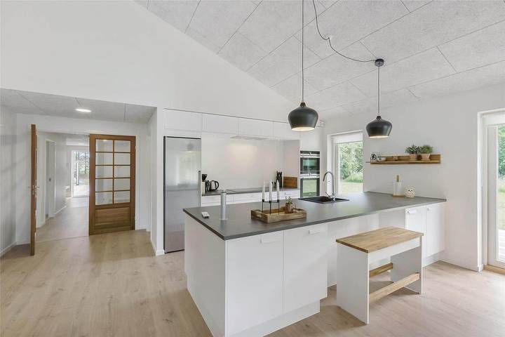 Ferienhaus für 14 Personen, mit Terrasse und Sauna sowie Whirlpool, kinderfreundlich in Saltum - 4