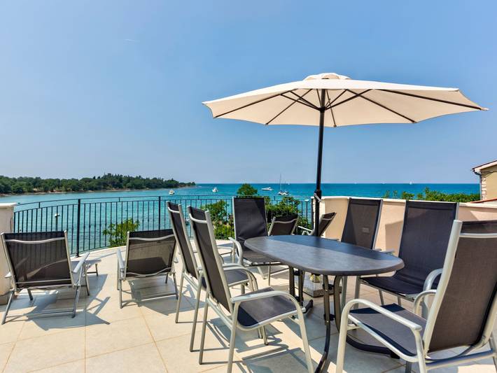 Ferienwohnung für 5 Personen, mit Balkon und Terrasse