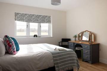 Glamping for 6 People in Carmarthenshire, South-Wales, Photo 2