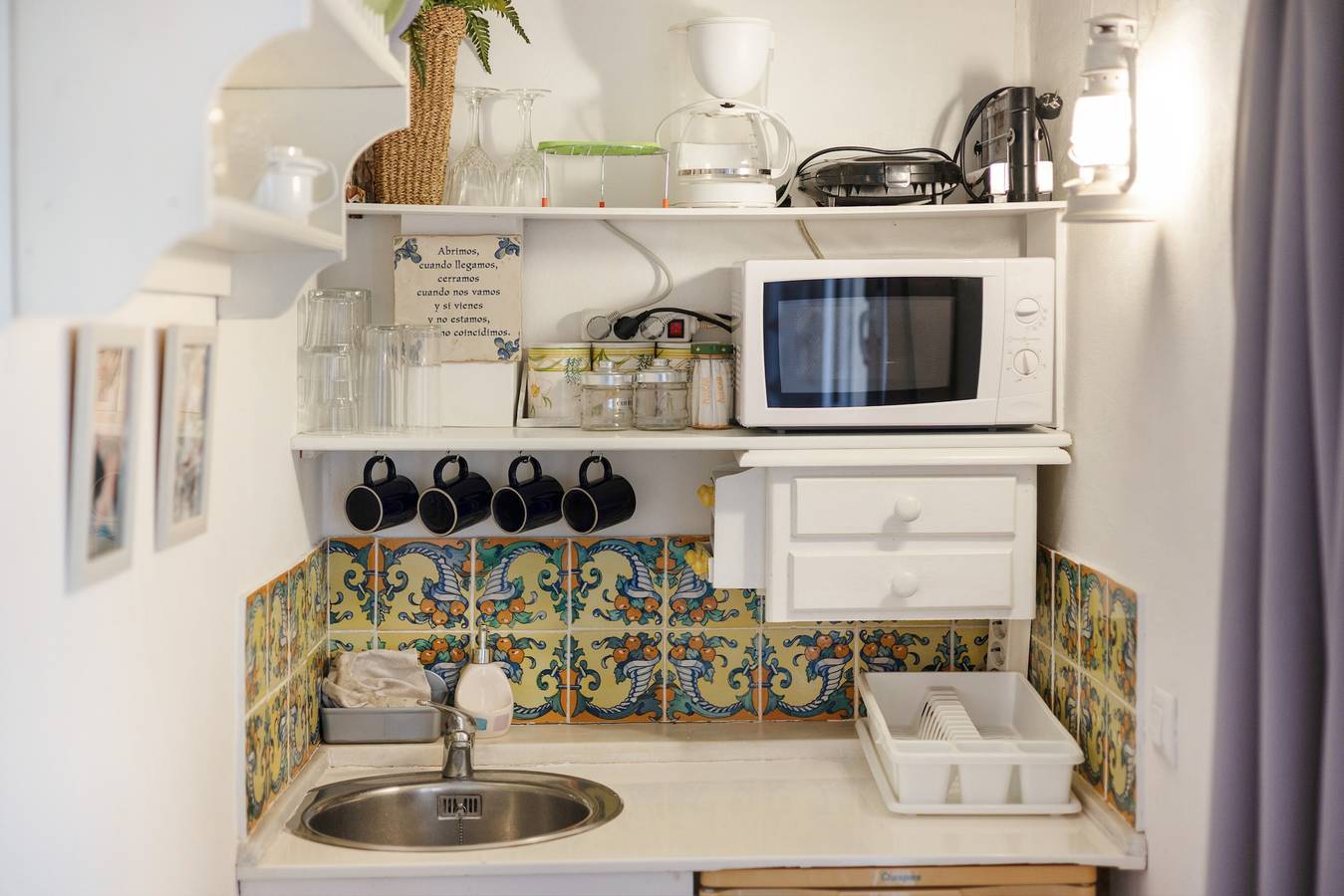 Entire studio, Studio1 'With Garden View' with Shared Garden and Wi-Fi in Novo Sancti Petri, Chiclana de la Frontera