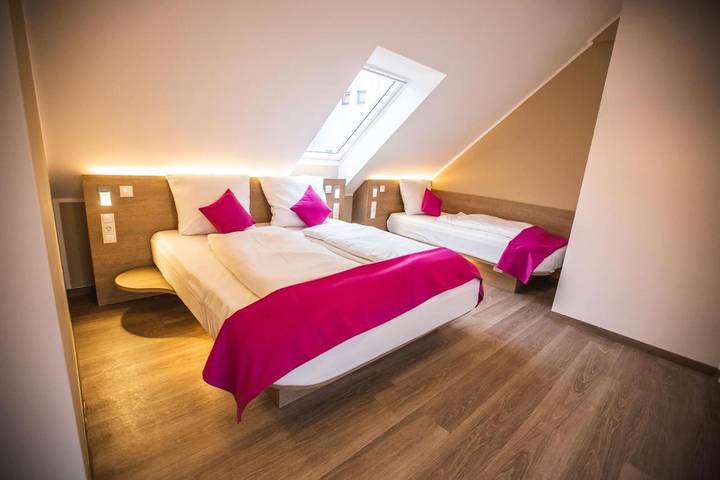 Hotel für 3 Personen, mit Ausblick in St. Pauli - 4
