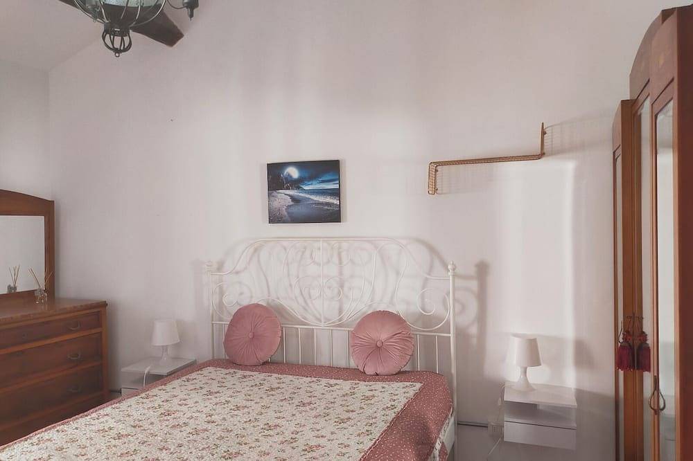 Vacation home the Buchetto in Potenza Picena. Relaxation in historic center in Potenza Picena, Adriatic Coast Marken