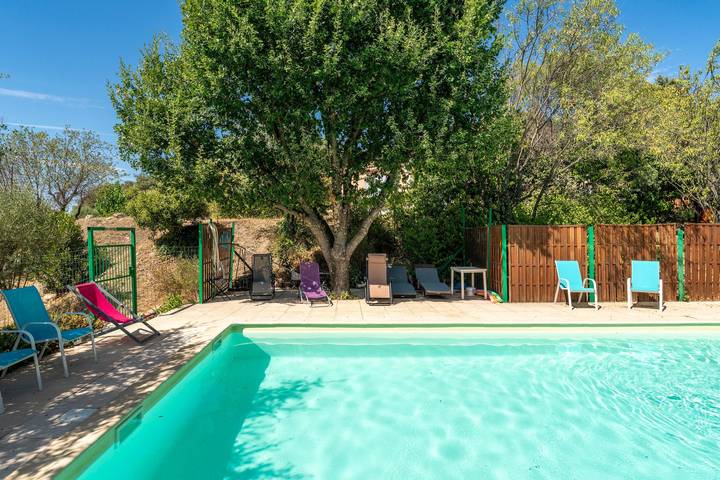 Chambre d’hôte pour 2 personnes, avec Jardin à Crillon-le-Brave
