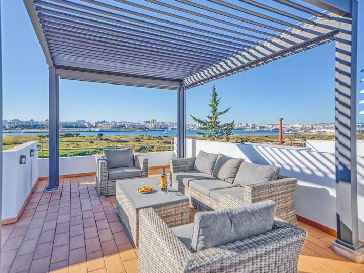 Gîte pour 8 personnes, avec terrasse