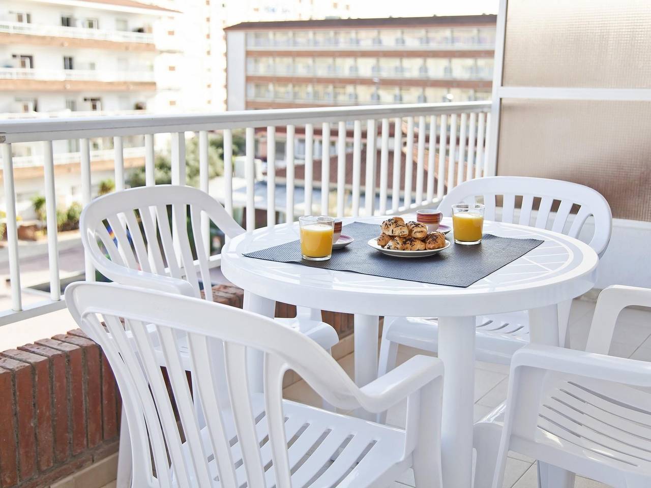 Appartement de vacances entier, Ap Costas - Lotus / Une Chambre in Els Pins Blanes, Blanes