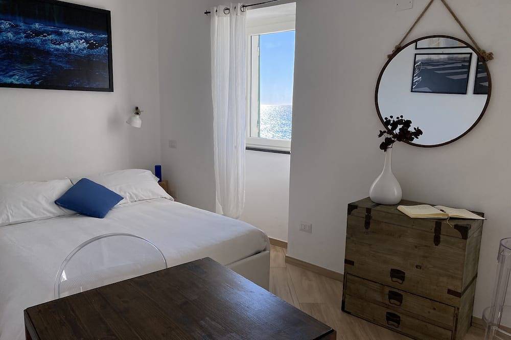 Apartamento entero, La Bloo - Mini appatta con vistas al mar - Wi-Fi y A / C in Vernazza, Vernazza Municipio