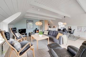 Villa for 6 Guests in Houvig Strand, Western Jutland, Picture 4