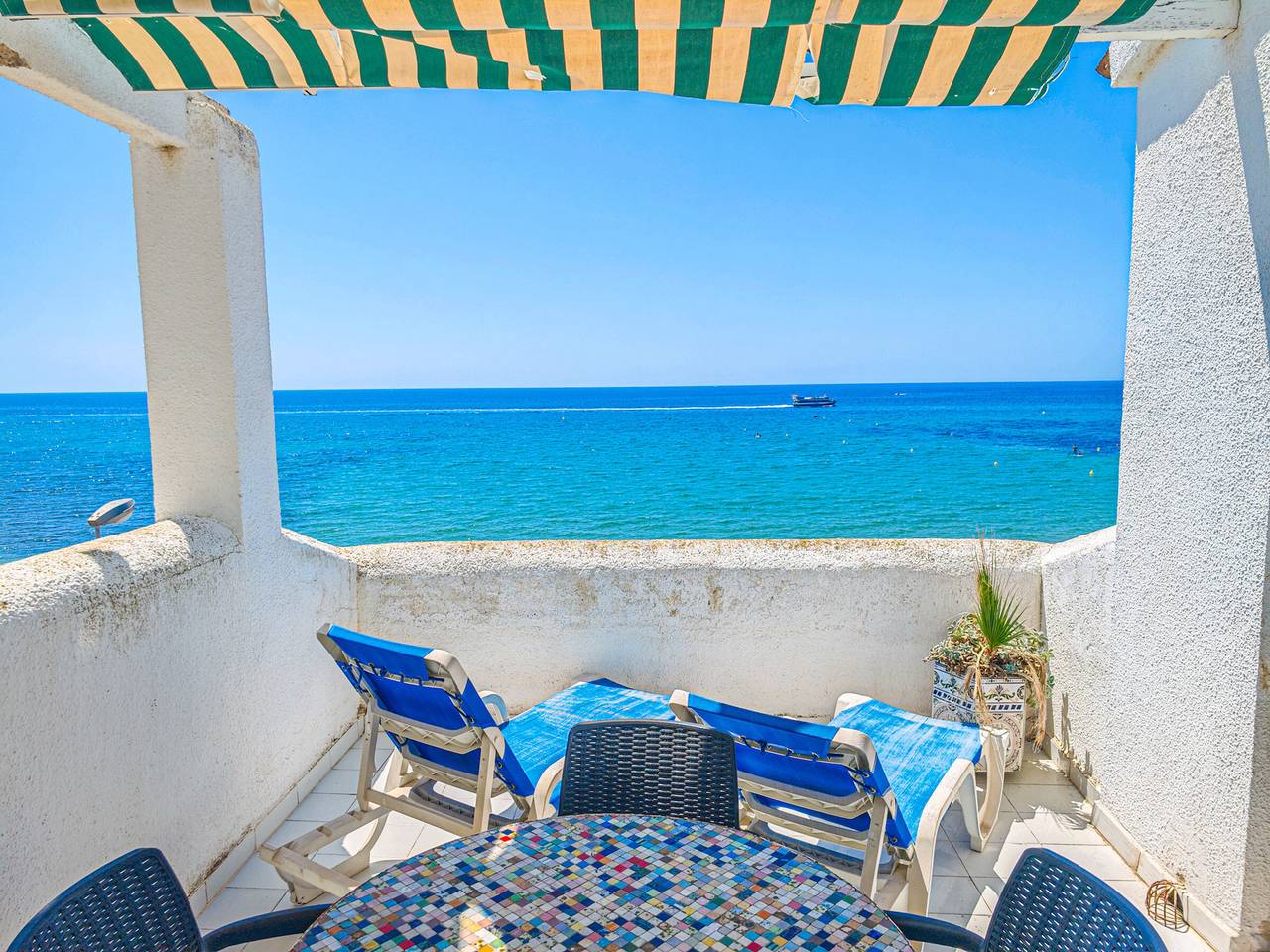Apartamento entero, Apartamento familiar frente al mar en Cambrils, se admiten mascotas in Cambrils, Costa Dorada