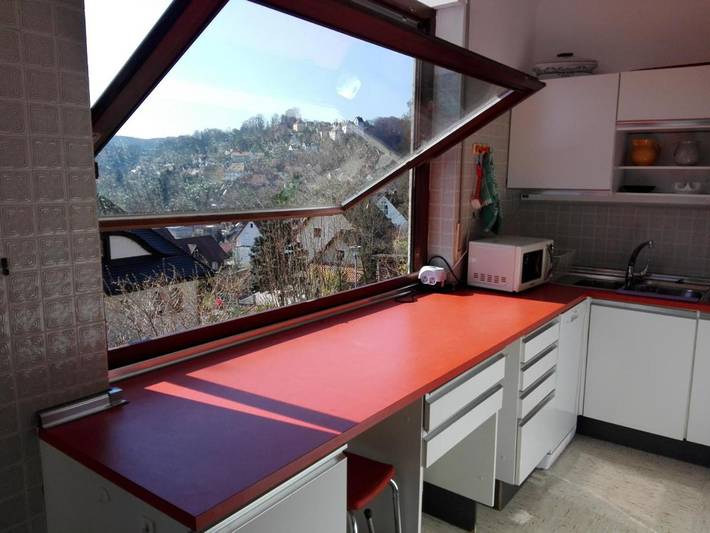 Ferienwohnung für 8 Personen, mit Balkon und Terrasse sowie Garten und Ausblick in Egloffstein - 3