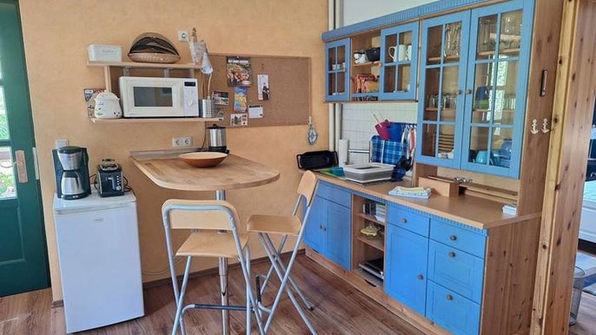 Ferienwohnung für 2 Personen, mit Garten, kinderfreundlich in Zehna