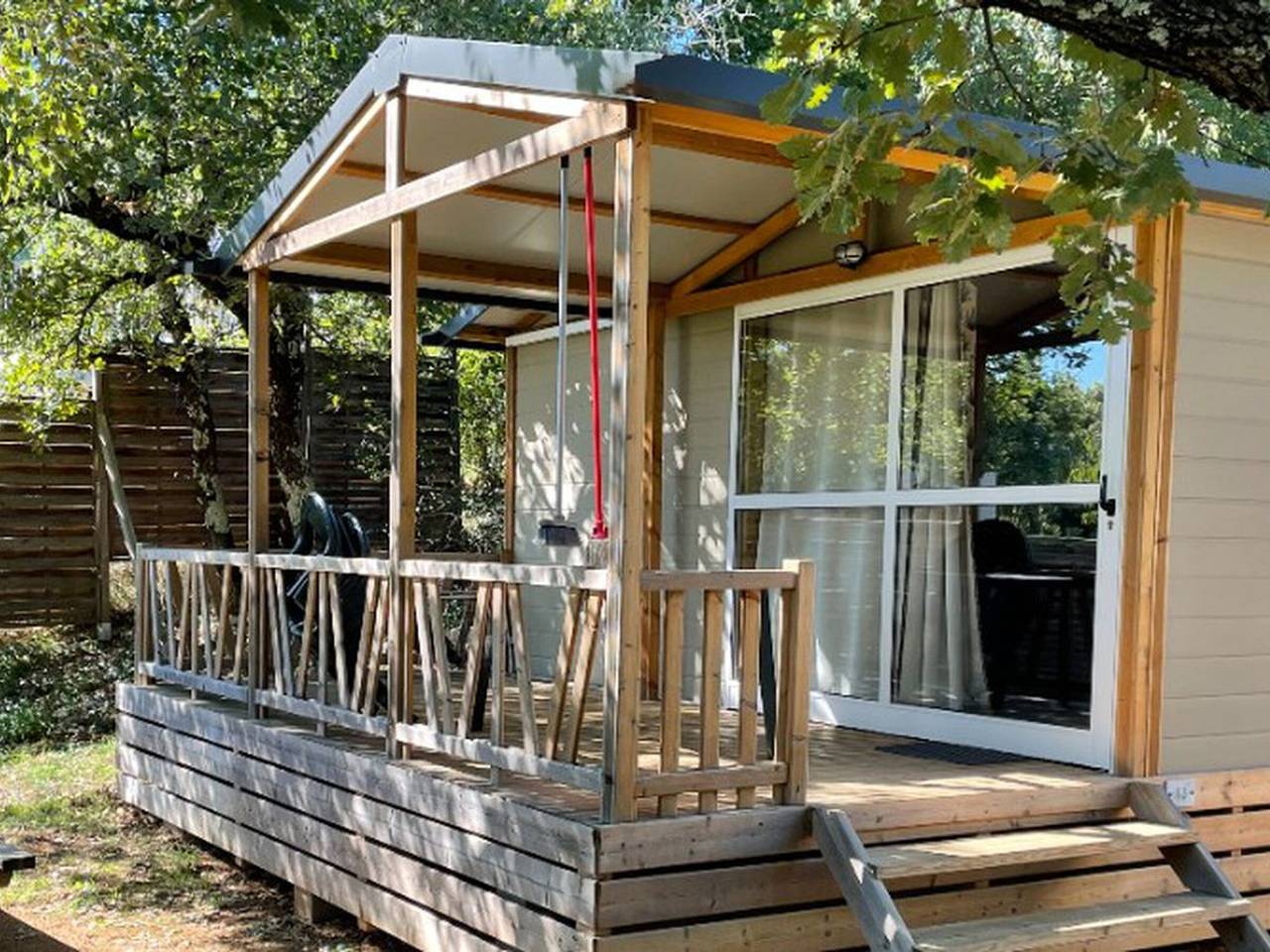 35m² Chalet mit Terrasse - 5 Pers, 2 Zimmer in Vogüé, Ardèche