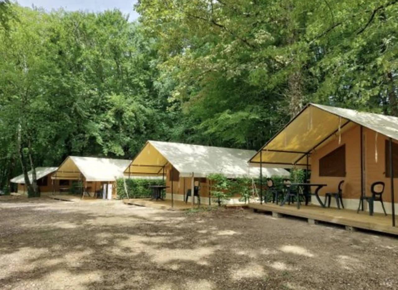 Camping 4 étoiles - Piscine in Quettehou, Región de Cherbourg