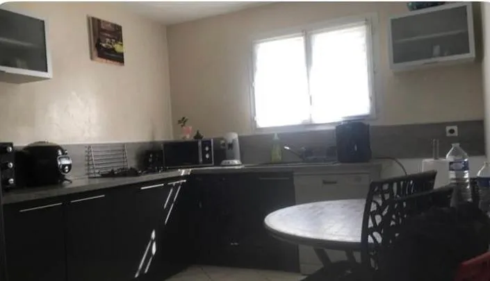 Villa für 8 Personen, mit Ausblick und Terrasse sowie Pool - 1