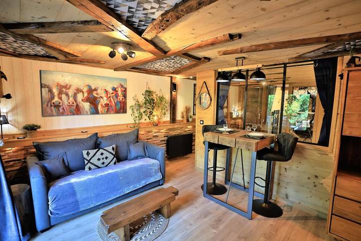 Gîte pour 3 personnes, avec jardin et vue à Les Villards-sur-Thônes - 2