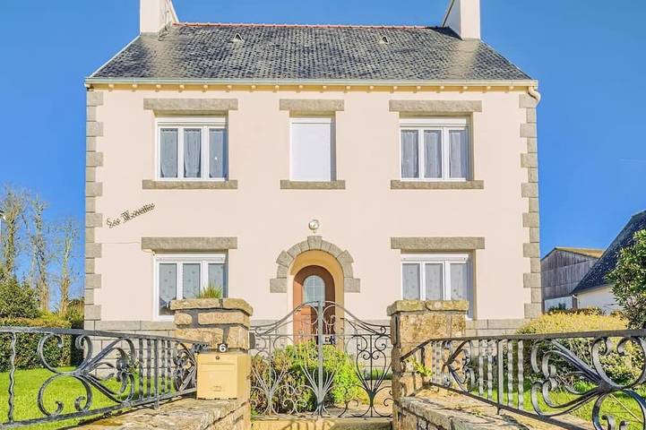 Location de vacances pour 8 personnes, avec jardin, animaux acceptés dans Office De Tourisme De Loctudy