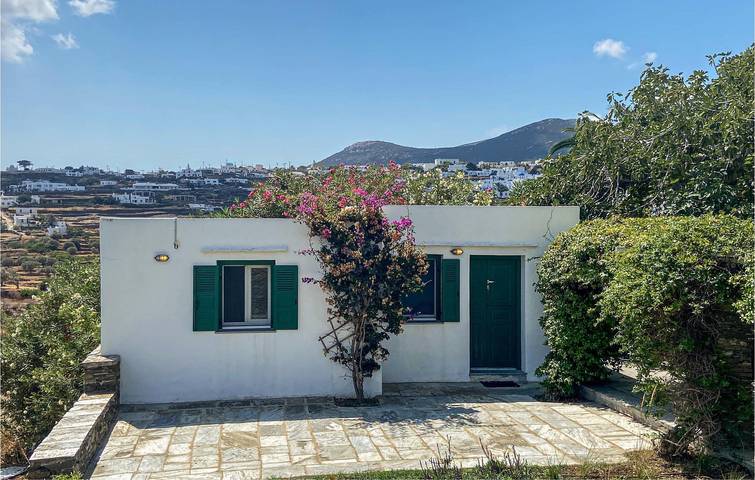 Location de vacances pour 12 personnes, avec piscine ainsi que jardin et terrasse dans Sifnos - 3