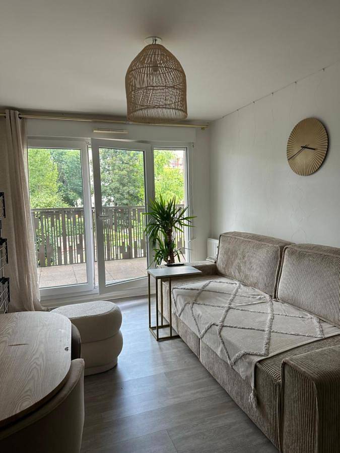 Gîte pour 5 personnes, avec balcon à Saint-Ouen-l'Aumône - 3