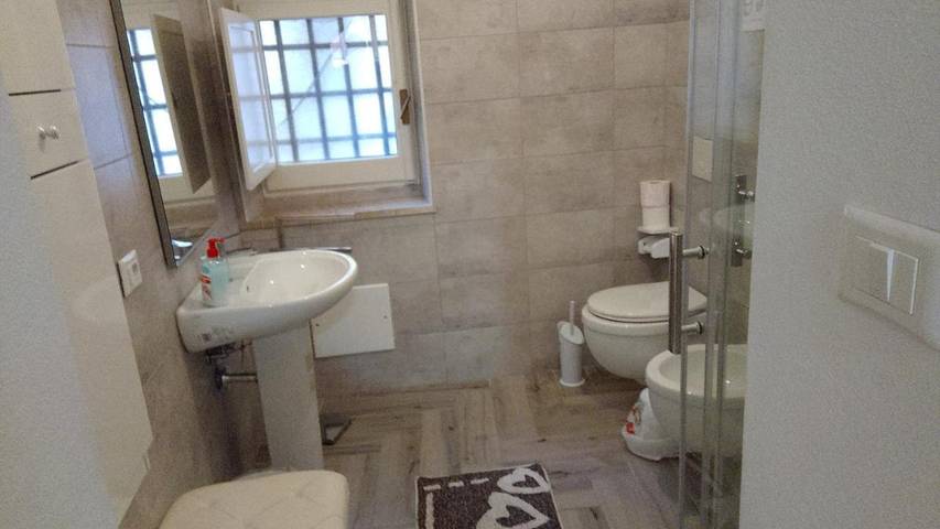 Gîte pour 4 personnes, avec balcon à Bosa - 4