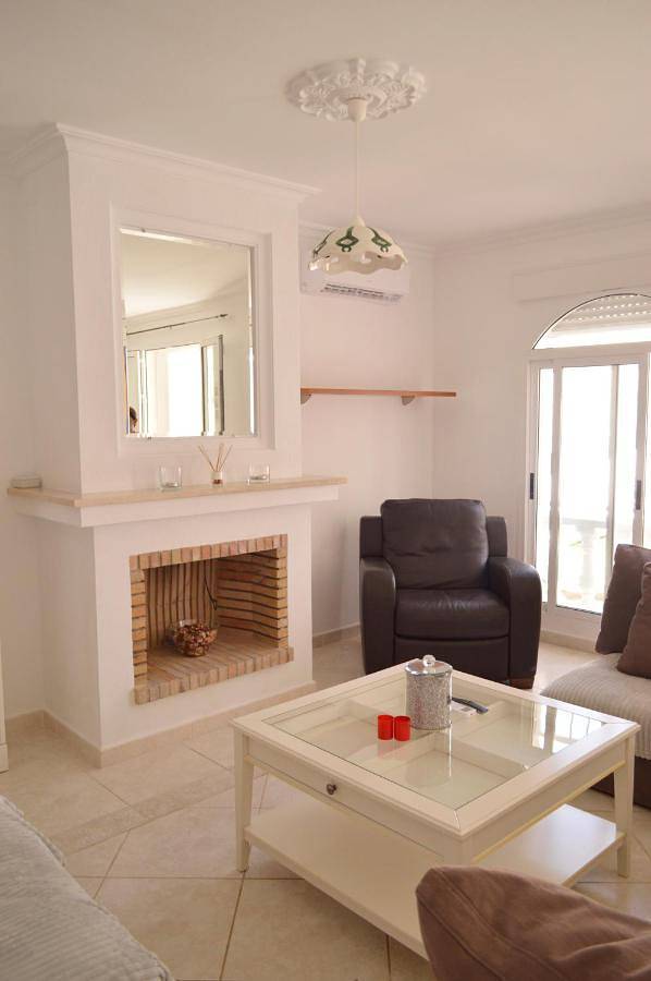Casa rural para 10 personas, con Balcón y Terraza además de Jardín y Piscina en San Miguel de Salinas - 3