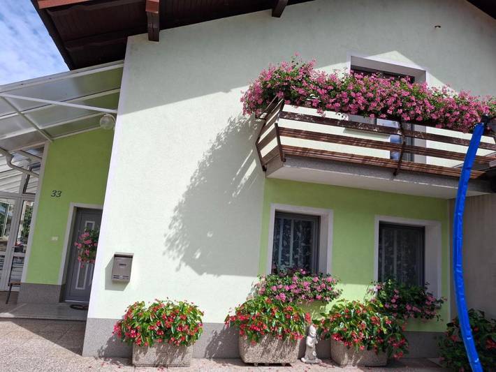 Ferienwohnung für 7 Personen, mit Ausblick und Balkon - 1