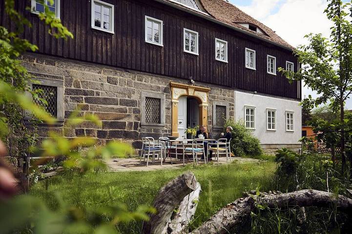 Villa für 11 Personen, mit Sauna und Garten in Sachsen