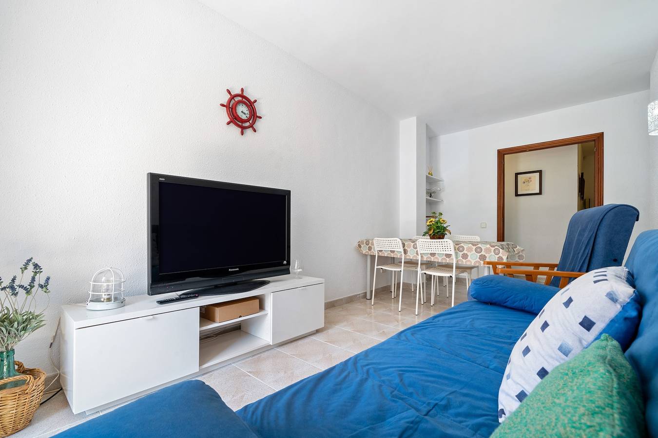 Apartamento entero, Apartamento 'Familiar En La Pineda' con Terraza Privada in La Pineda, Platja de la Pineda