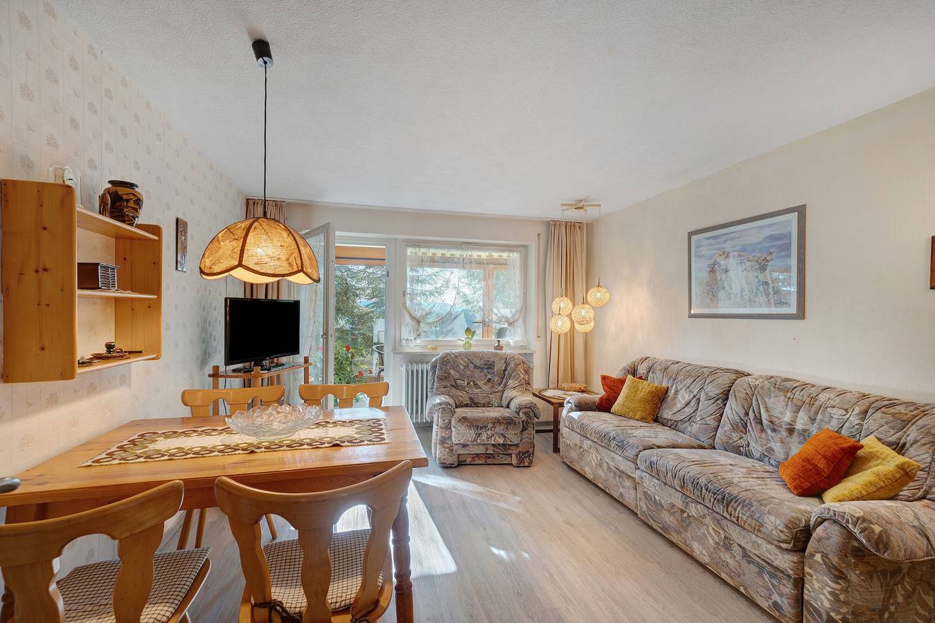 Ganze Wohnung, Ferienwohnung '1' mit gemeinsamer Terrasse, gemeinsamem Garten und Wi-Fi in Schönwald, Südschwarzwald